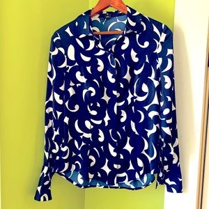 Ann Taylor Blouse 🔷▫️🔷Size 0 NWOT Blue White Whimsical